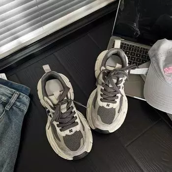 Повседневная обувь. Весенние модные кроссовки для маффинов. Универсальная обувь для папы на толстой подошве. 40 чёрный