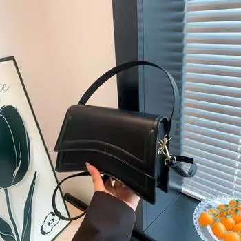 Повседневная простая квадратная сумка 2024 года, летняя новая повседневная модная сумка через плечо, простая модная сумка с косым креплением чёрный