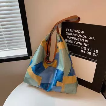 Повседневная сумка большого объема для женщин 2024 года, летняя новая простая сумка через плечо в иностранном стиле, текстурная сумка-тоут чёрный