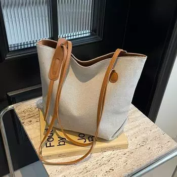 Повседневная сумка большой вместимости женская сумка 2024 года лето новая простая и модная сумка через плечо для поездок на работу простая женская сумка-тоут чёрный