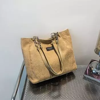 Повседневная сумка из замши большой вместимости 2024 года, осень-зима, новая женская сумка, сумка через плечо для поездок на работу, популярная сумка-тоут с темпераментом чёрный