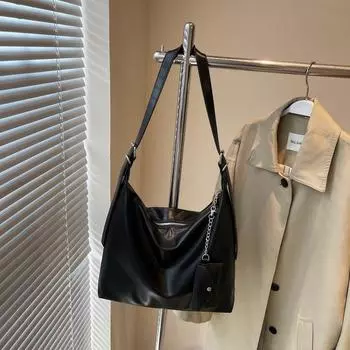 Повседневная сумка под мышкой женская сумка новая простая сумка-тоут однотонная универсальная на плечо сумка-мессенджер чёрный