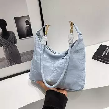 Повседневная сумка с мягкой поверхностью и нишевым дизайном для женщин 2024 года, новая популярная универсальная сумка-мессенджер, модная сумка через плечо под мышкой чёрный