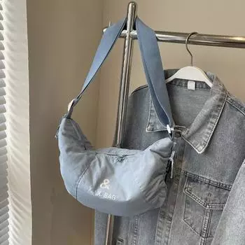 Повседневная женская сумка 2024 года, новая модная сумка для поездок на работу на плечо, большая вместимость, летняя сумка-пельмень через плечо белый