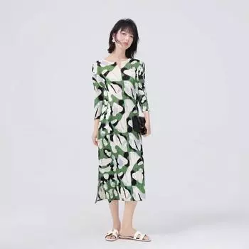 Повседневное платье женское осень/лето новое морщинистое тонкое зеленое повседневное платье средней длины с нерегулярным принтом женские топы M зелёный
