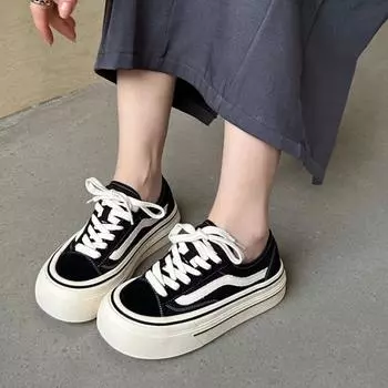 Повседневные парусиновые новые весенние студенческие универсальные белые туфли, увеличивающие рост, туфли на толстой подошве, супермягкие туфли 35 чёрный