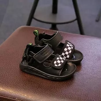Повседневные сандалии для мальчиков 2024 года, летняя новая детская модная пляжная обувь с клетчатым узором, универсальные кожаные сандалии на плоской подошве для девочек 22 бежевый