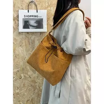 Повседневные универсальные бархатные сумки на ремне, большая вместимость, простые ретро, популярные в моде сумки через плечо для женщин, новый стиль