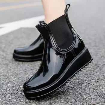 Повышающие рост резиновые сапоги женские новые резиновые сапоги средней длины износостойкие нескользящие водные сапоги на толстой подошве водные сапоги короткие резиновые сапоги модные 35 чёрный