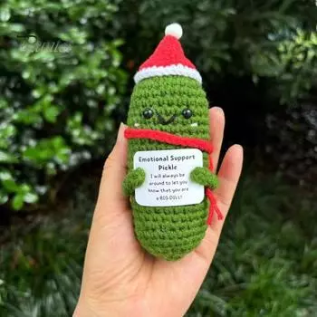 Позитивная рождественская кукла крючком с вдохновляющей открыткой, эмоциональная поддержка, ручная вязка, шапка Санты, украшение в виде картофельного огурца, снятие стресса D