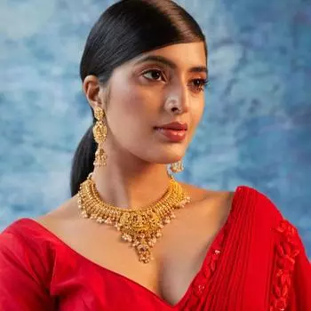 Позолоченное ожерелье Estele Temple Divine Lakshmi Ji с цветными камнями и жемчугом