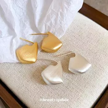 Позолоченные серьги-капли из матового серебра с неровной огранкой — стильный, высококачественный дизайн для женщин Silver Needle золотой