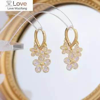 Позолоченные серьги-подвески с кисточками и милым цветком из 14-каратного золота, класса ААА, с кисточками, элегантные женские блестящие аксессуары для вечеринок белый