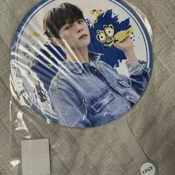 Praise Image Picket Lucy Child Hood Wuchiwa