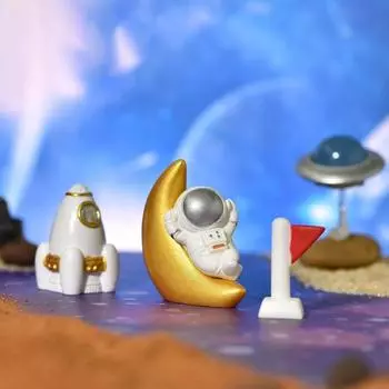 Практичная фигурка космонавта Декоративный Легкий Креативный 6
