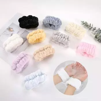 Практичная мягкая удобная эластичная повязка на запястье для женщин для ежедневного использования S бежевый