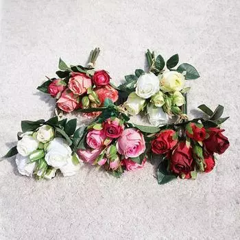 Практично имитирует цветы. Живо. Красиво. Полезно. белый