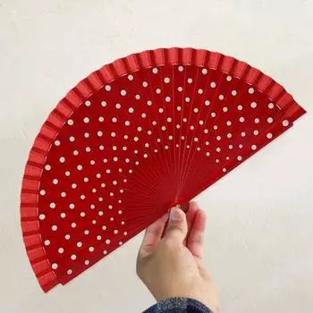 Практичные красивые украшения Многоцветный точечный принт Складной веер Декоративный веер для дома