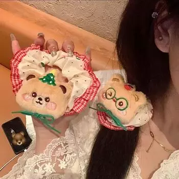 Праздничная резинка для волос в виде плюшевого медведя — идеальный подарок для студентов и пар