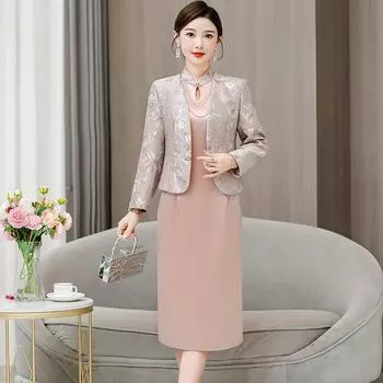 Праздничное платье для матери жениха с приталенным костюмом для осенней свадьбы L