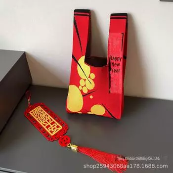 Праздничные красные вязаные сумки 2024 года: Женские новогодние сувениры и прогулочные сумки One Size