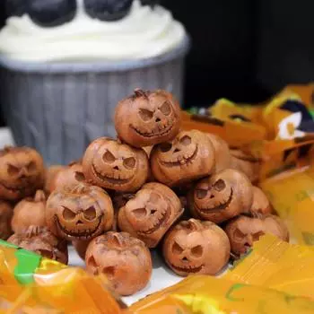 Праздничные украшения из тыкв. Легкие маленькие резные тыквы. Декор для дома. CHINA