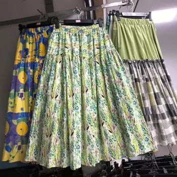 Праздничный стиль, омолаживающая юбка с цветочным рисунком маслом, женская до колена, средней длины, темпераментная, повседневная, с большим маятником, юбка-зонтик в форме А, пышная юбка One Size светло-зеленый