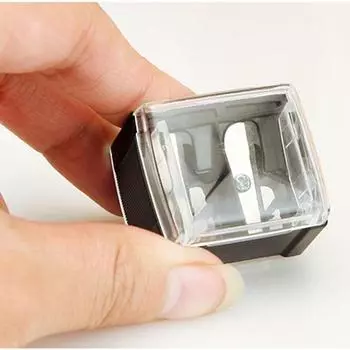 Прецизионная косметическая точилка для карандашей с 2 отверстиями красный