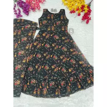 Представляем новое трендовое платье-сари с принтом M