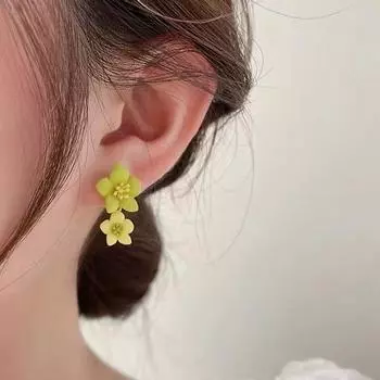 Прекрасные женские серьги с зелеными цветами, свежие и милые серьги-пусеты зелёный