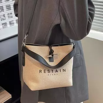 Премиальная фактурная сумка женская сумка 2024 новая осенне-зимняя популярная холщовая сумка-мессенджер нишевый дизайн популярная сумка-тоут