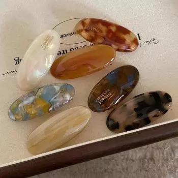 Премиальная маленькая овальная заколка для волос «утконос» из ацетата с золотой буквой на этикетке, дизайн «панцирь черепахи»