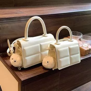 Премиальная маленькая сумка женская сумка 2024 новая летняя универсальная сумка-мессенджер с цепочкой популярная портативная клетчатая маленькая квадратная сумка No Specification