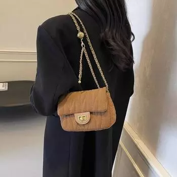 Премиальная сумка с бриллиантами женская новинка 2024 года осень-зима модная маленькая квадратная сумка корейская версия повседневная косая сумка через плечо чёрный