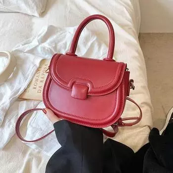 Премиальная текстура, модная, наплечная сумка-мессенджер, нишевый дизайн, женская сумка-седло красный