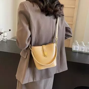 Премиальная текстура, нишевый дизайн, маленькая сумка, женская универсальная, 2024, новая популярная сумка-мессенджер, переносная сумка-ведро покинуть белый