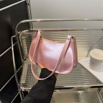 Премиальная женская сумка 2025 года, сумка-багет, ретро-сумка для переноски под мышкой, сумка через плечо для девушек в иностранном стиле из лакированной кожи розовый