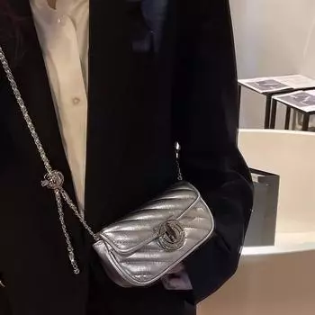 Премиальные нишевые сумки Новая модная маленькая ароматная сумка с цепочкой из бриллиантов Универсальная сумка-мессенджер через плечо серебряный