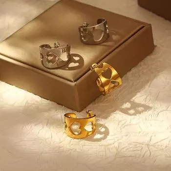 Премиальные серьги Cold Wind Exquisite Hollow Heart в форме С из нержавеющей стали с широкими стенками, отполированные вручную, с покрытием из 18 карат