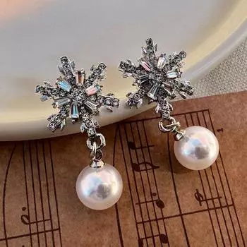 Премиальные серьги-гвоздики в форме снежинки с жемчугом, женские легкие, роскошные, элегантные, универсальные серьги