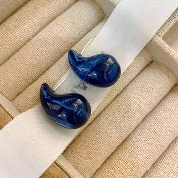 Премиальные серьги из смолы в форме капли воды, женские, в стиле холодного ветра, ретро, французские серьги-гвоздики, ежегодные серьги