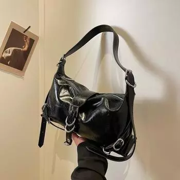 Премиум иностранный стиль сумка большой вместимости 2024 новый модный корейский локомотив сумка багет женская сумка нишевая старинная сумка подмышкой чёрный