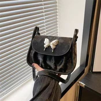 Премиум плиссированная седельная маленькая квадратная сумка женская 2024 новая модная сумка через плечо сумка-мессенджер для доставки темно-коричневого