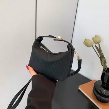 Премиум сенс портативная маленькая квадратная сумка женская 2024 новая модная сумка через плечо доставка универсальная сумка-мессенджер чёрный