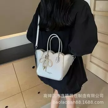 Сумка Premium sense женская 2024 новая популярная сумка через плечо супер огненная рабочая ручная сумка через плечо сумка-ведро