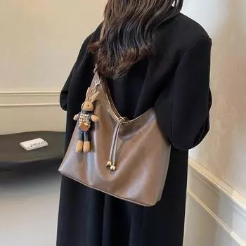 Premium sense retro large-capacity bag women s 2024 new autumn and winter commuter shoulder messenger bag tote bucket bag