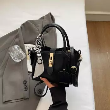 Premium small bag women s bag summer versatile new models are popular today messenger bags portable bucket bags чёрный