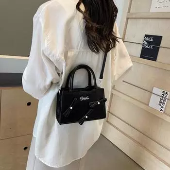 Премиум-смысл популярная нишевая сумка женская 2024 новая универсальная сумка-мессенджер модная супер горячая портативная маленькая квадратная сумка бежевый