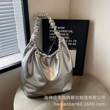 Премиум-сумка в стиле ретро большой вместимости для женщин 2024 года, новая повседневная универсальная сумка через плечо в иностранном стиле, сумка-ведро серебряный