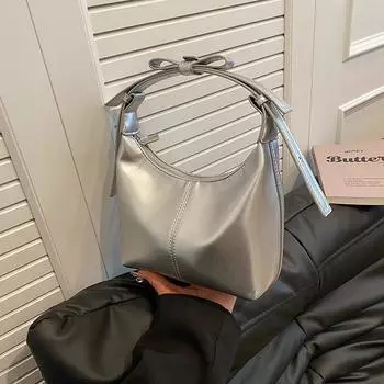 Premium texture niche bag women s new summer versatile messenger bag one shoulder underarm dumpling bag серебряный